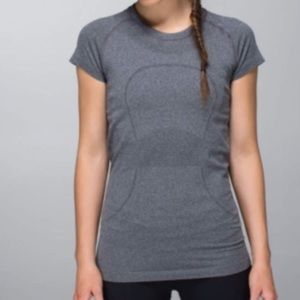 Lulu lemon shirt